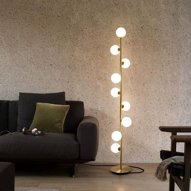 Moderne LED Stehleuchte ZYZAO in Gold/Messing für Wohnzimmer und Schlafzimmer - Bild 1