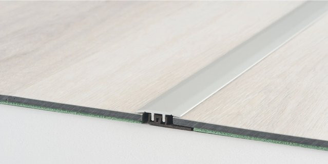 Floorever Spa Übergangsprofil für Vinylböden aus Aluminium in Silber, B/H/T: 24 mm x 7,5 mm x 900 mm - Bild 1