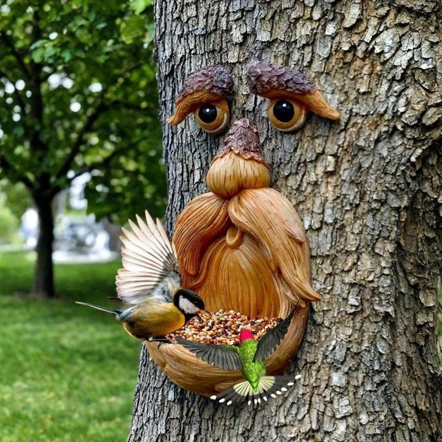 Binchi Outdoor Baumgesicht Skulptur in Braun mit leuchtenden Augen als Garten- und Rasendekoration - Bild 1