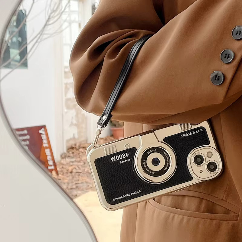 Retro-Kamera Handyhülle aus weichem TPU für iPhone 11 12 13 14 15 16 Pro Max Plus mit Umhängeband in Braun - Bild 2