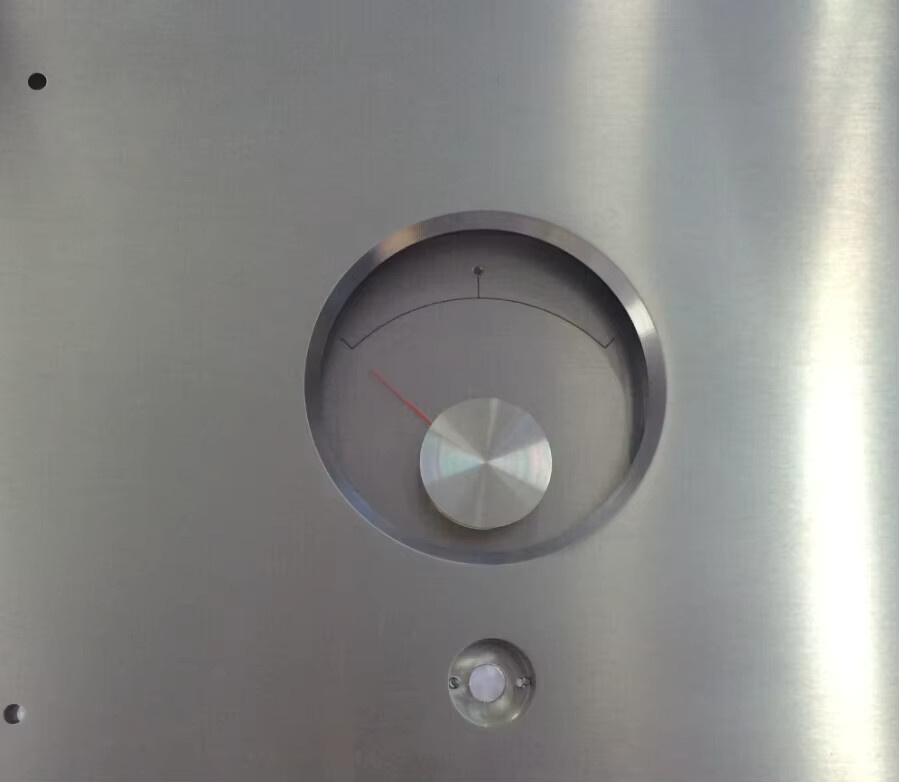 PASS XA160,5 Aluminium-Leistungsverstärkergehäuse mit großem Kühlkörper und Messgerät für DIY-Projekte - Bild 4