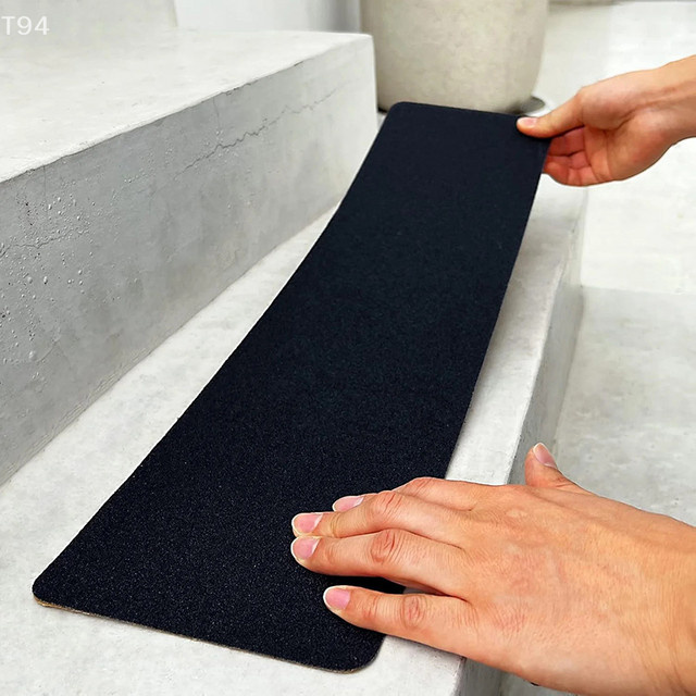 Selbstklebendes Anti-Rutsch-Klebeband in Schwarz für Gehwege, Treppen, Rampen und Skateboards, wasserdichtes Outdoor-Griffband - Bild 1