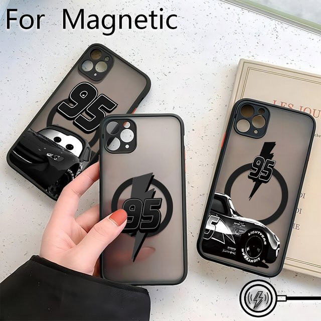 HOT Cars Lightning McQueen Handyhülle für iPhone 11 bis 17 Pro Max Mini XR XS X Plus mit matter magnetischer Rückseite - Bild 1