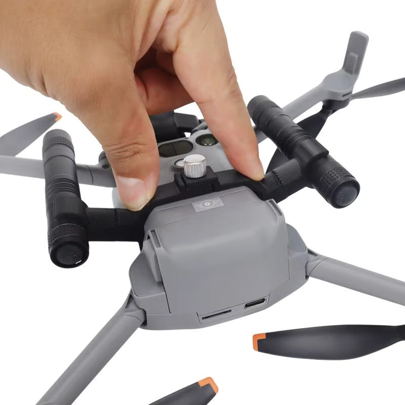 DJI Mini 5 Pro Nachtflug Zubehör: Suchscheinwerfer und Dual-Use LED Licht Halterung in Schwarz - Bild 2
