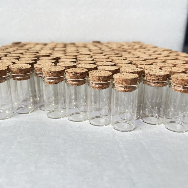 LYGIL Mini-Glasflaschen mit Korkverschluss, transparent, 7 ml, B/T/H: 1,7 x 2,2 x 4,0 cm - Bild 1