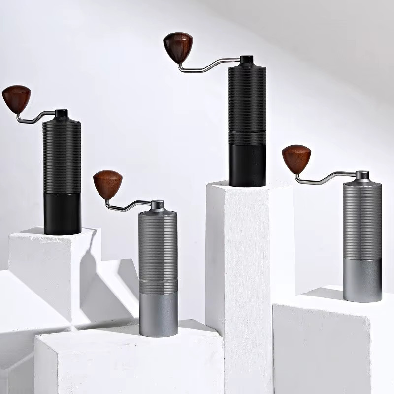 Seven Star Handkurbel-Kaffeemühle aus Aluminiumlegierung mit Stahlkern in Grau - Bild 2