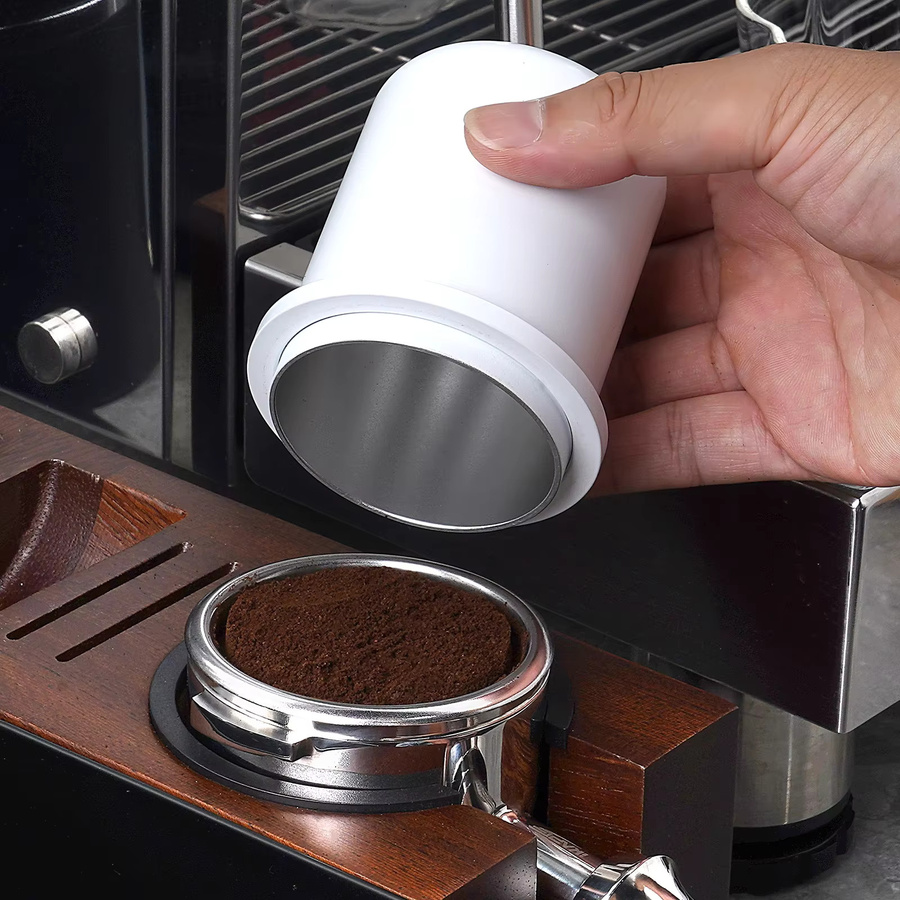 IKAPE Espresso-Dosierbecher für Siebträger in Schwarz oder Weiß, Barista-Zubehör kompatibel mit 51-58 mm Siebträgern - Bild 3