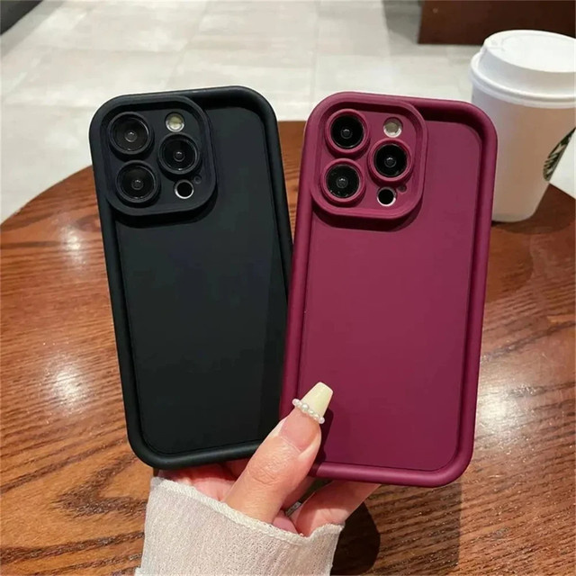 Stoßfeste Handyhülle mit Kameraschutz für iPhone 11 bis 16 Pro Max Plus Mini in Schwarz oder Schwarz-Lila - Bild 1