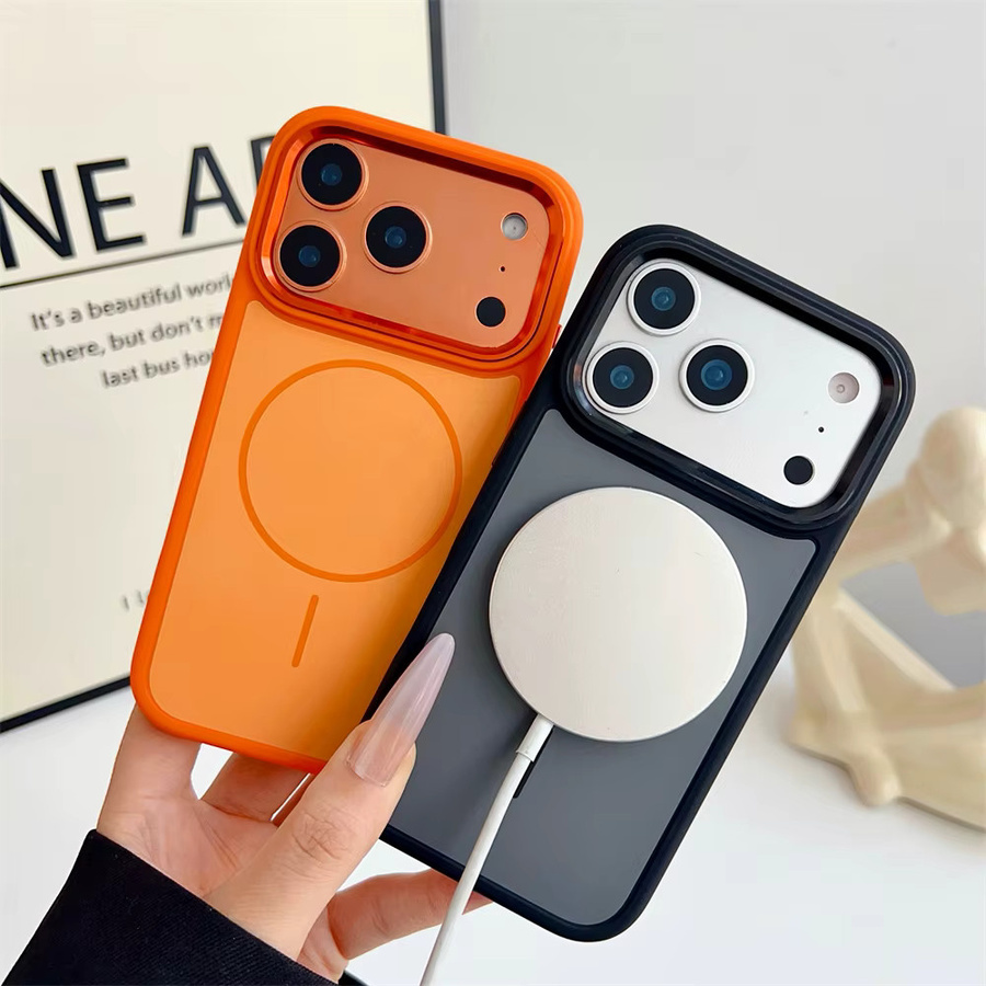Matte Handyhülle für Apple iPhone 17 Pro Max mit MagSafe und kabellosem Laden in Grau, Weiß oder Orange - Bild 1