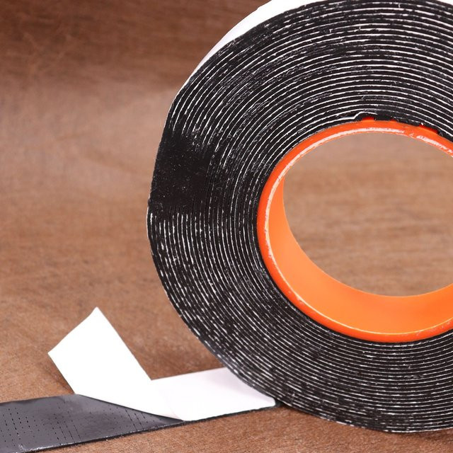 Aquagart Butyl Tape doppelseitiges Klebeband für Wurzelsperre, Schwarz, Breite: 2,5 cm, Länge: 10 m - Bild 1