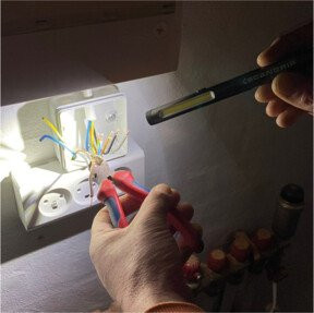 SCANGRIP LED-Stiftlampe WORK PEN 200 R mit COB-LED, einstellbare Lichtstärke 20-200 lm, wiederaufladbarer Li-Ion Akku, Aluminiumgehäuse - Bild 1
