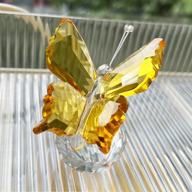 Yiran Furniture Kristallhandwerk Dreidimensionale Schmetterlingsornamente aus Glas in Weiß zur Tischdekoration - Bild 2