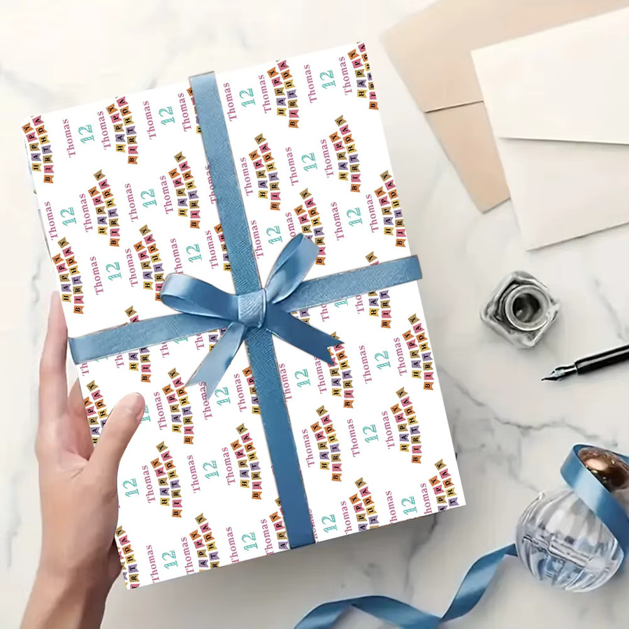 Personalisierbares Happy Birthday Geschenkpapier von joy-enlife in Schwarz-Weiß für deine Geburtstagsparty, 3 oder 6 Stück - Bild 1