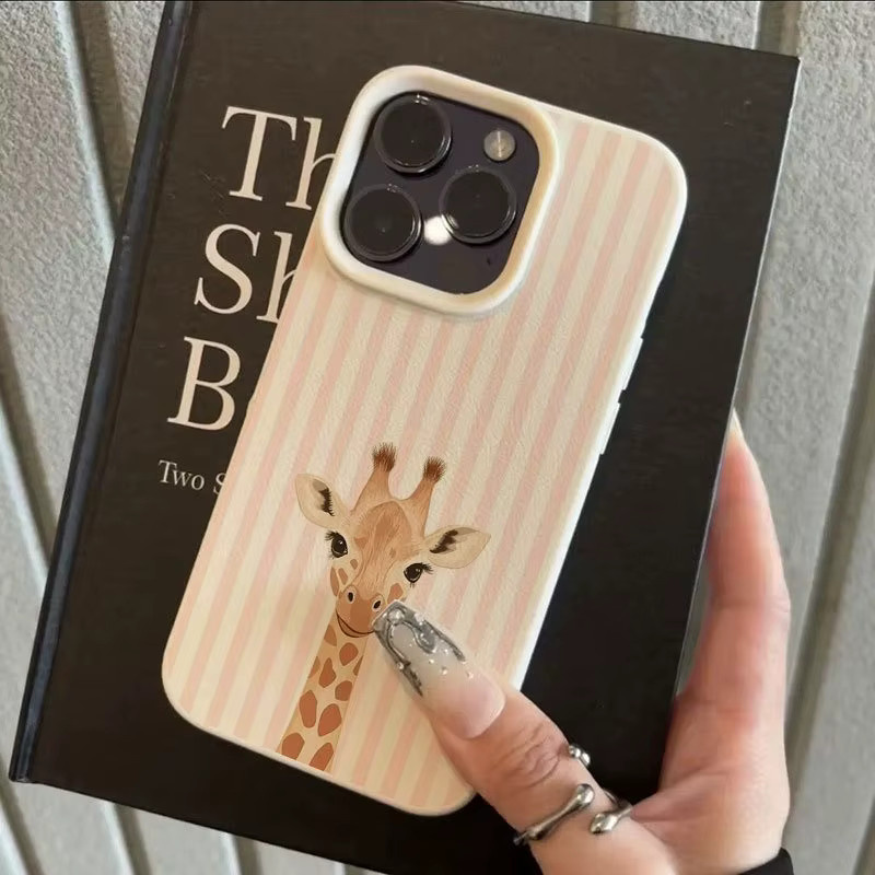 Wolkerfly Handyhülle mit Giraffen-Muster und gestreiftem Hintergrund für Xiaomi Redmi Note und Redmi Serie, TPU-Cover in Schwarz und Multicolour - Bild 3