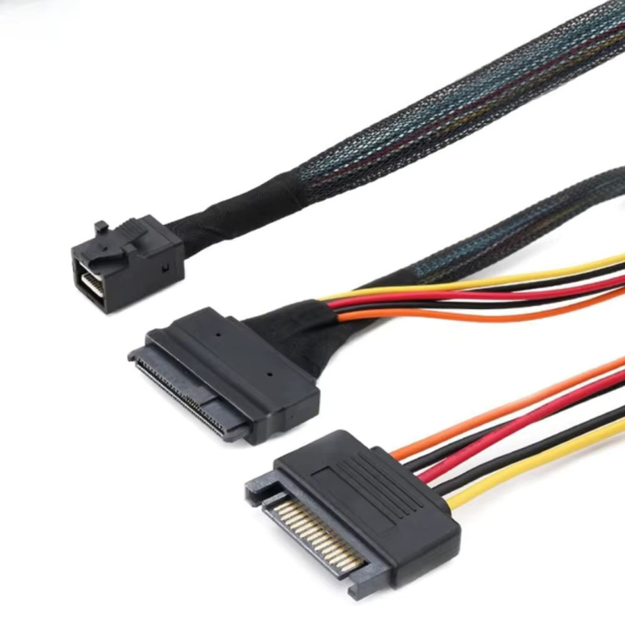 Internes PCIe 4.0 Mini SAS SFF-8643 auf U.2 SFF-8639 SSD Kabel in Schwarz mit 15-poligem SATA-Stromstecker - Bild 2