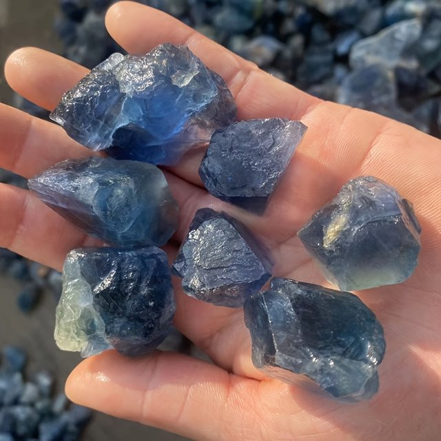 CrystalHola Blauer Fluorit-Rohstein 100 g Natürlicher Mineralkristall - Bild 1