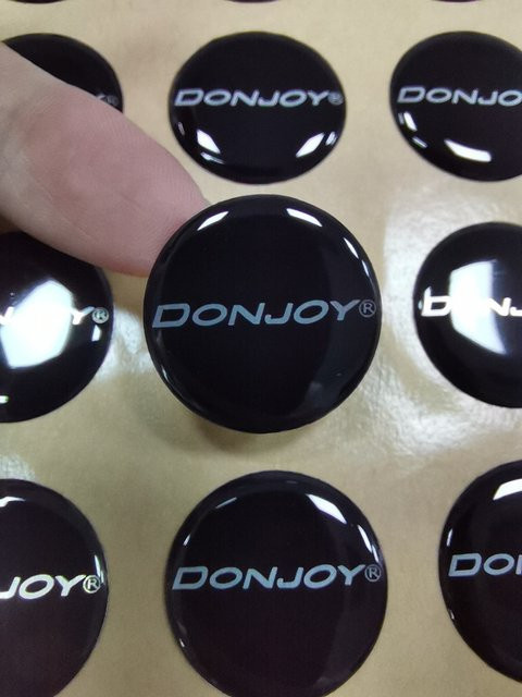 Personalisierter 3D-Gel-Aufkleber mit Kuppel-Effekt und NFC-Funktion, transparentes Epoxy-Kristalletikett aus wasserfestem Vinyl - Bild 1