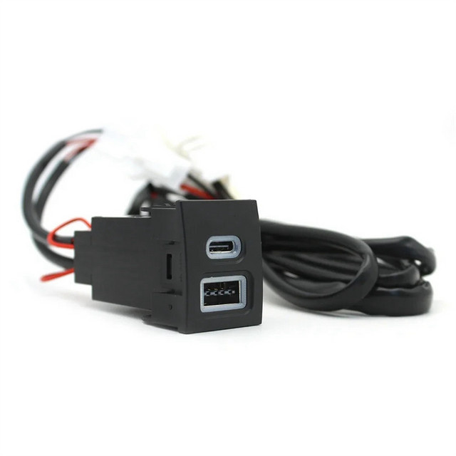 Doppel USB Ladeadapter mit QC3.0 und Typ-C PD für VW Polo 9n 9n3 (2004-2011), 12V/24V Auto Telefon Ladegerät Buchse, Schwarz - Bild 1