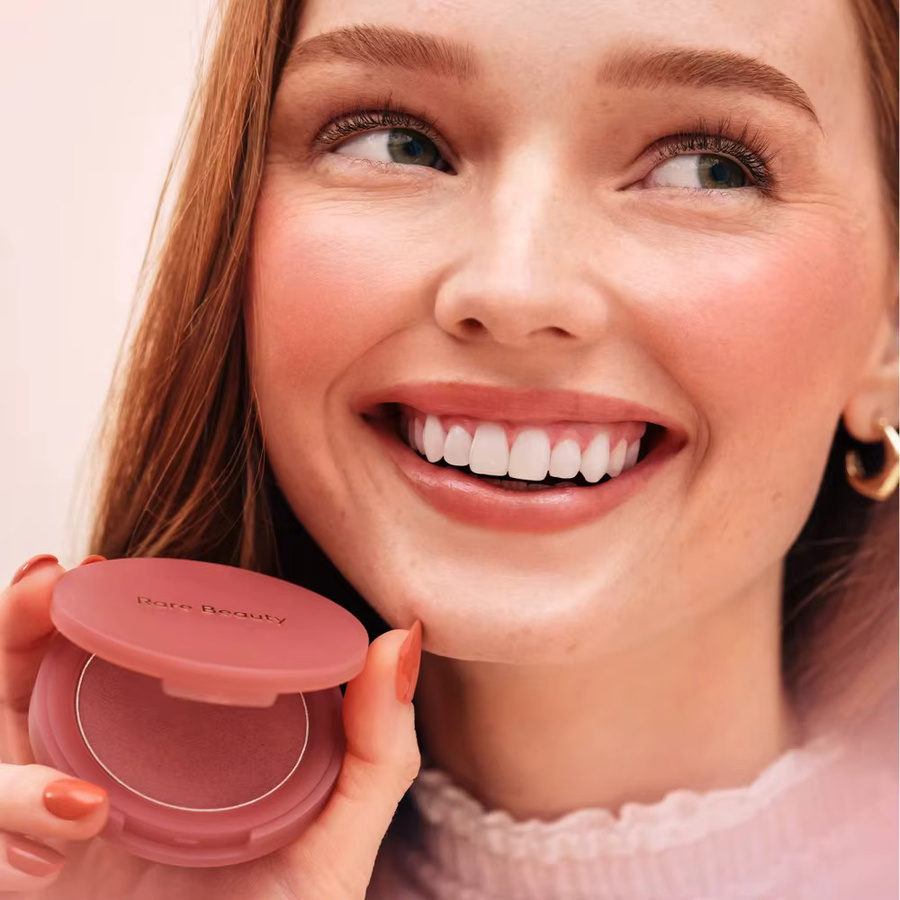Rare Beauty Rouge, Creme, Matt - Bild 4