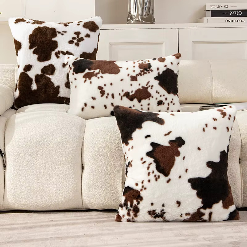 Anqianny Luxus Kunstpelz Kissenbezug im Rindsleder-Look, weich und flauschig, quadratisch, B/T/H: 45 x 45 x 45 cm, Farben: Braun und Weiß - Bild 2