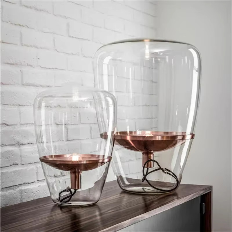 YANKE Glas-Tischlampe in Transparent mit warmweißem Licht, tschechisches Design für Wohnzimmer, Schlafzimmer und Arbeitszimmer - Bild 3
