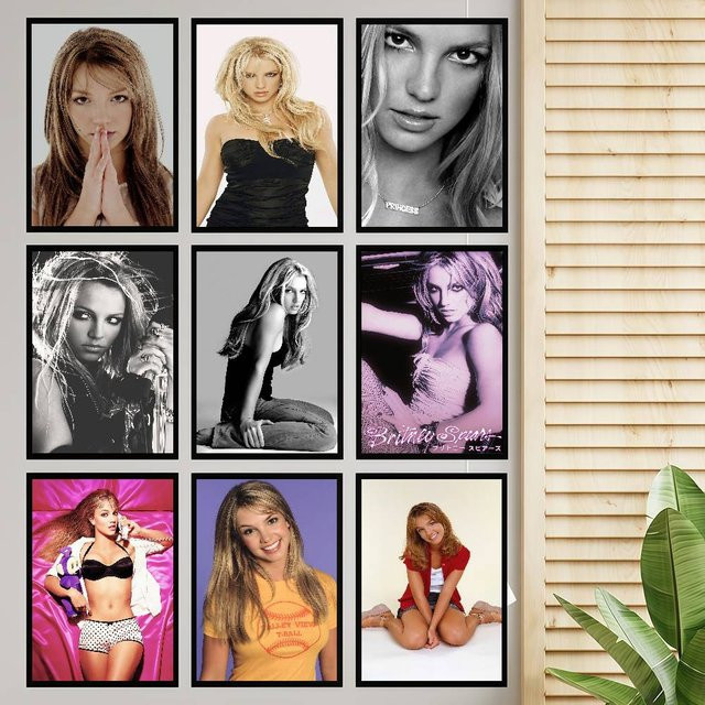 Britney Spears Anime Poster Wanddekoration aus weißem Kraftpapier, selbstklebend, B/H: 15 x 15 cm - Bild 1