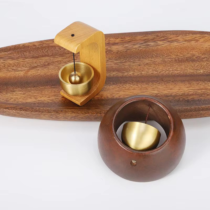SXH Runde Magnetische Türklingel aus Schwarznussholz in Braun als Hängendes Windspiel und Dekoration - Bild 4