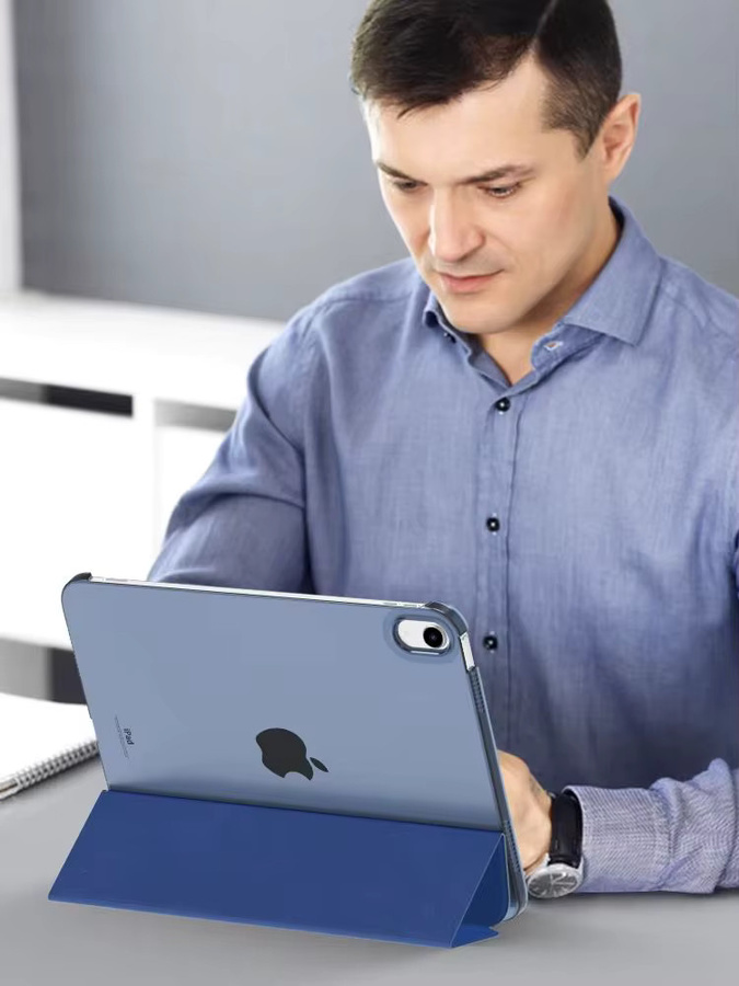 Schlanke PC-Hülle für iPad 11 Zoll (2025) und iPad 10,9 Zoll (2022) mit durchscheinender Rückenschale, Standfunktion und Touch ID Support, Farben: Transparent, Pink, Blau - Bild 7