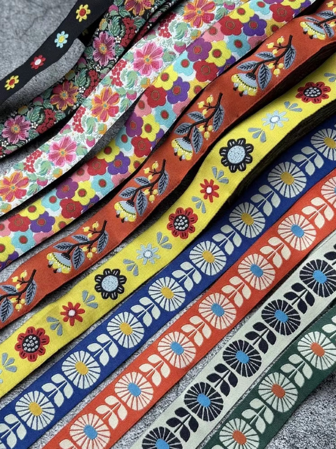 Zerzeemooy Japanisches Jacquardband mit Blumenmuster, buntes gewebtes Dekorationsband für DIY-Projekte und Hundehalsbänder, 10 Yards Länge - Bild 1
