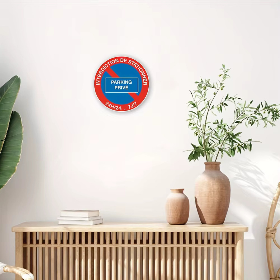 Runde Wanddekoration aus Aluminium von Potdemiel mit der Aufschrift Interdiction de Stationner Parking Privé im modernen Stil, Durchmesser: 20 cm - Bild 2