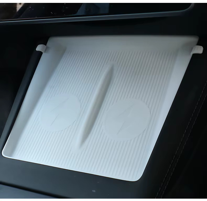 Zubehör-Set für Tesla Modell 3 Y Juniper Highland 2025 2026 in Weiß mit Mittelkonsole, Armlehnenpolster, kabelloser Ladematte, Bildschirmrahmen und Rückspiegel-Schutzrahmen - Bild 4