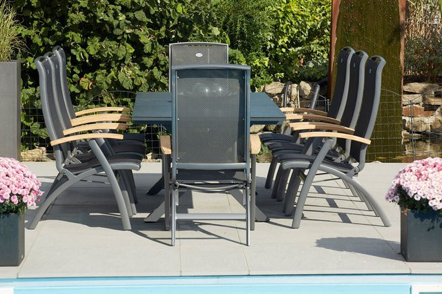 Hartman Xanadu da Vinci Garten-Essgruppe aus Aluminium und Teak mit Glaskeramik-Tischplatte und 8 Klappstühlen, Farbe xerix/natur, Tisch B: 160-220 cm, T: 100 cm - Bild 1