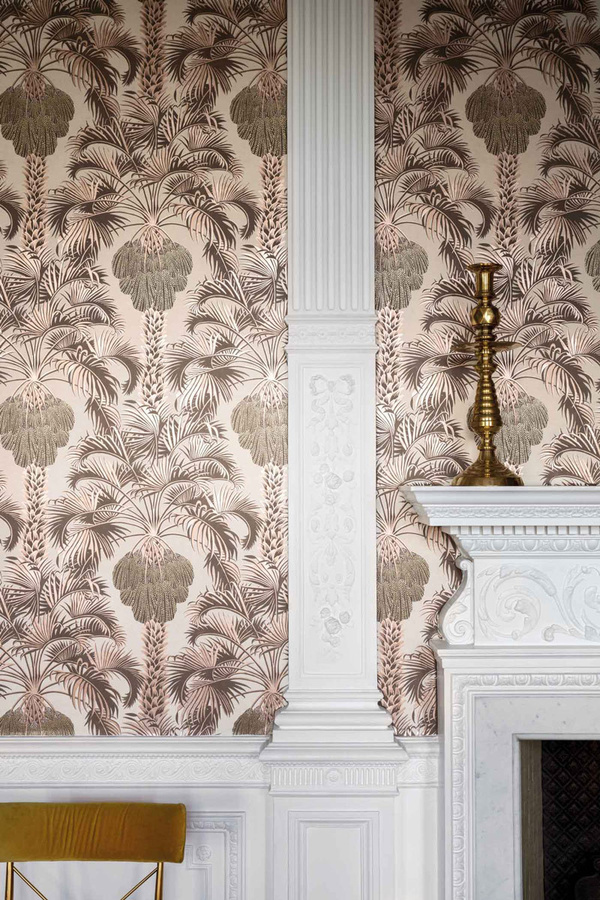 Cole & Son Tapete Hollywood Palm in Rose Gold und Pink mit floralem Art Deco Design - Bild 1