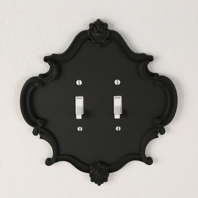 Gotisches Doppelschalter-Wandpaneel aus Kunststoff in Schwarz - Bild 1