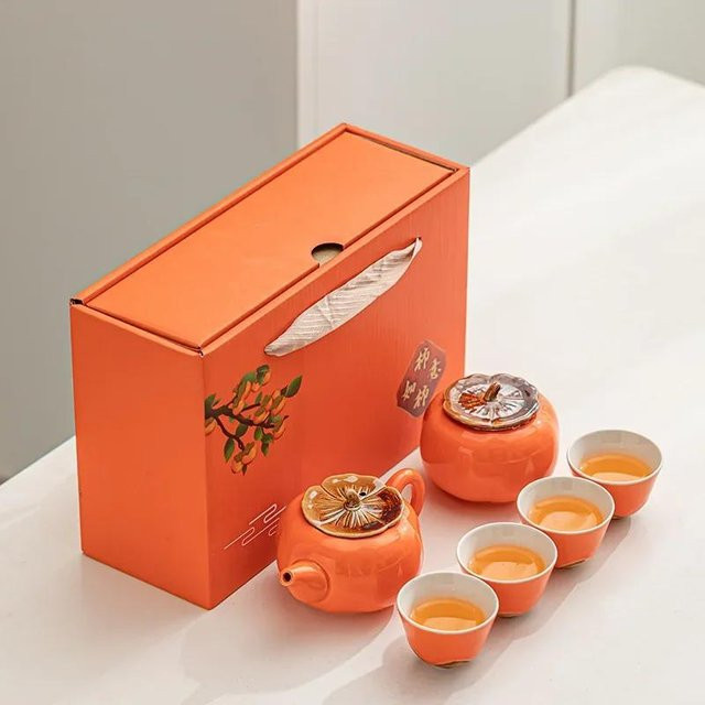 Yiran Furniture Persimmon Ruyi Tee-Set aus Keramik in Orange mit Teekanne und Teetassen - Bild 1
