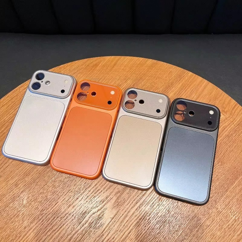 Stoßfeste PC und TPU Handyhülle mit großem Kameraobjektiv-Schutz für iPhone 17 Pro Max 16 15 14 13 Pro Max in Silber - Bild 3