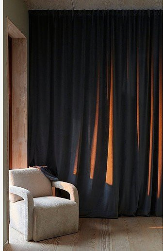 Jotex DEMI Samtvorhang blickdicht aus Polyester in Grau oder Schwarz - Bild 1