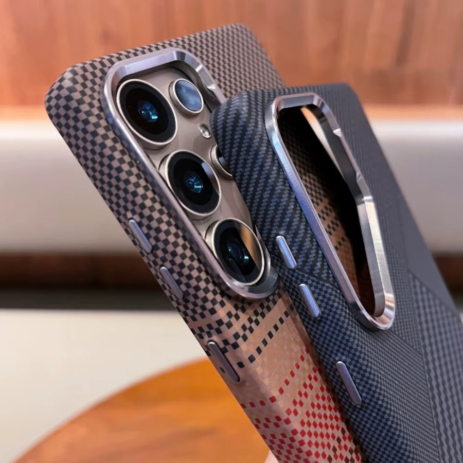 MagSafe Schutzhülle mit Carbonfaser-Textur für Samsung S24 S25 S26 Ultra, stoßfeste Hartcover-Hülle aus Legierung mit Linsenschutz, Multicolor - Bild 2