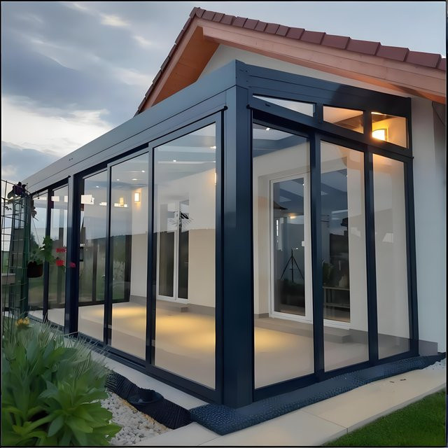 Moderne Aluminium Schiebetür in Anthrazit mit Doppelverglasung für Terrasse und Sonnenraum - Bild 1