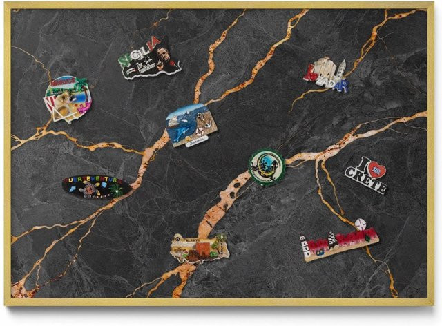 Tulup Magnettafel aus Blech mit Goldrahmen in Dunklem Marmor Design, B: 100 cm, H: 70 cm - Bild 1
