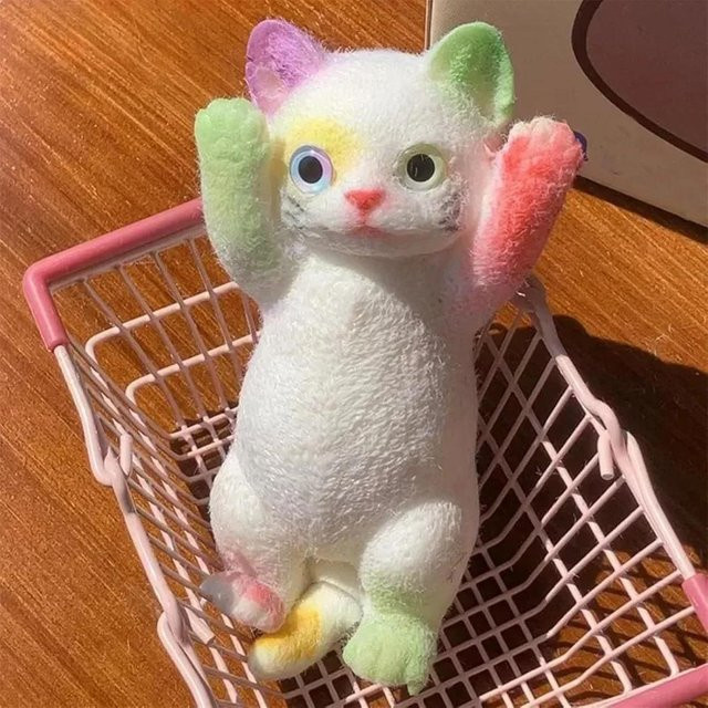 Fashnics Katzenpuppe, Knetbares Quetschspielzeug, bunt - Bild 1