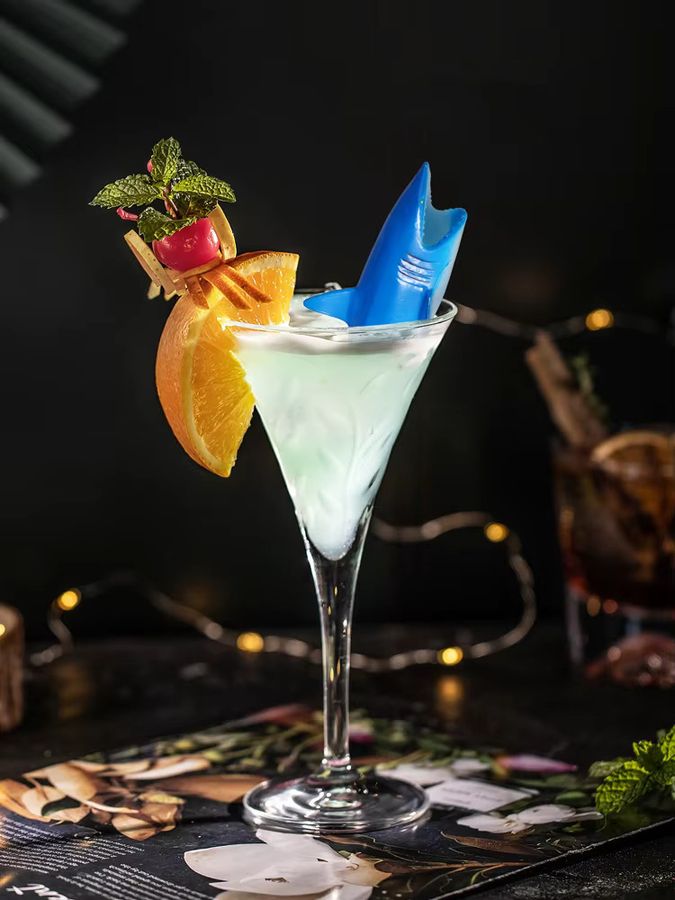 16-teiliges Willstar Hai Trinkgeschirr-Set aus PVC in Blau für Cocktails und Mottopartys - Bild 7