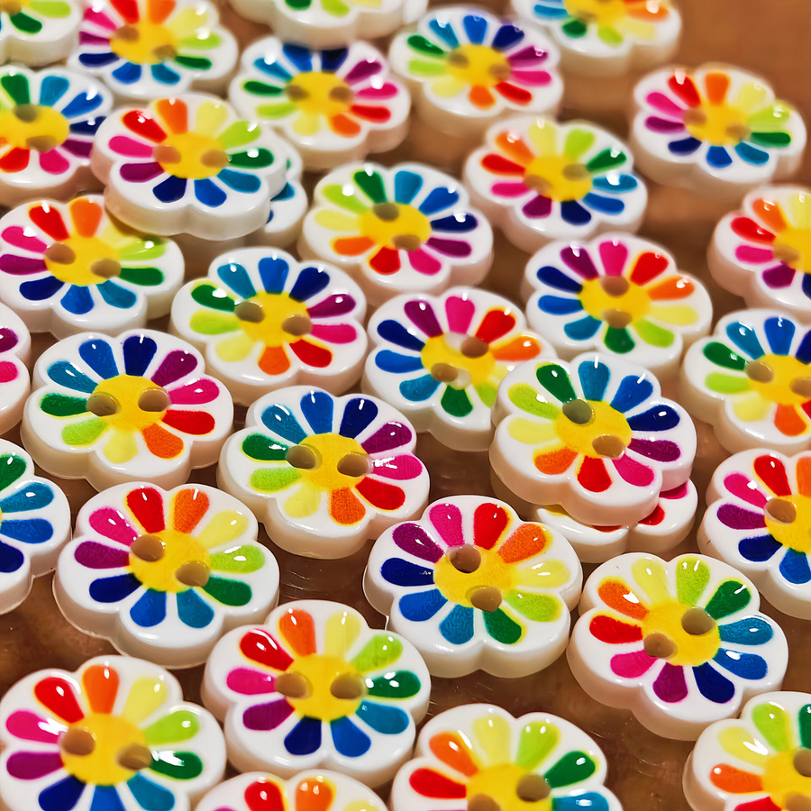 Regenbogenfarbene Blumenknöpfe aus Harz mit zwei Löchern für Pullover und Kunsthandwerk, Multicolour - Bild 3