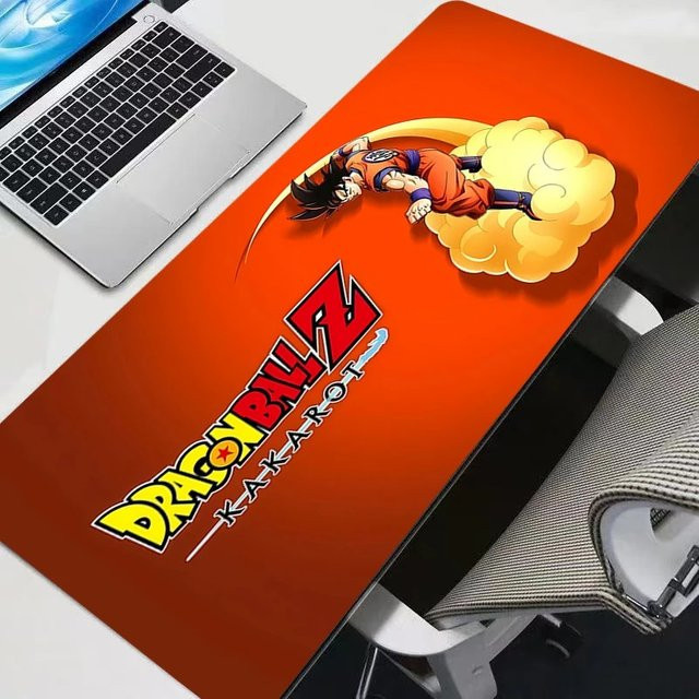 Bandai Dragon Ball Z Mauspad in Rot für Gaming und PC-Zubehör - Bild 1