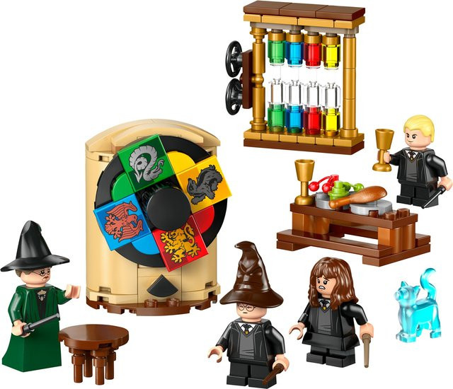 LEGO Harry Potter Schloss Hogwarts Auswahlzeremonie mit dem Sprechenden Hut - Bild 3