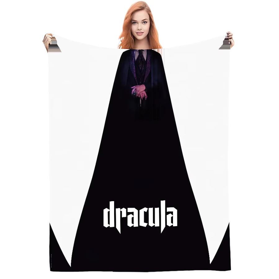 Dracula A Love Tale 2025 Deckenüberwurf aus Plüsch in Schwarz - Bild 6