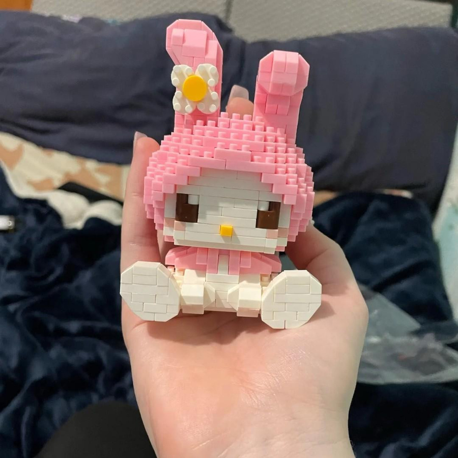 MINISO Sanrio Hello Kitty Kuromi Anime-Figur Bausteine Puppe - Bild 2