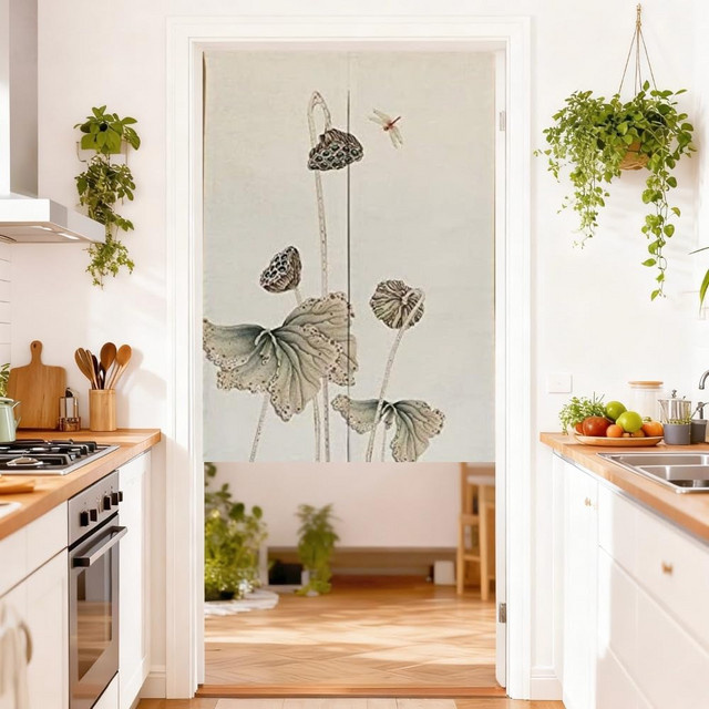 VIKAMA Chinesischer Türvorhang Nine Fish & Lotus mit floralem Design, lichtblockierender Trennvorhang für Eingangsbereich und Badezimmer - Bild 1
