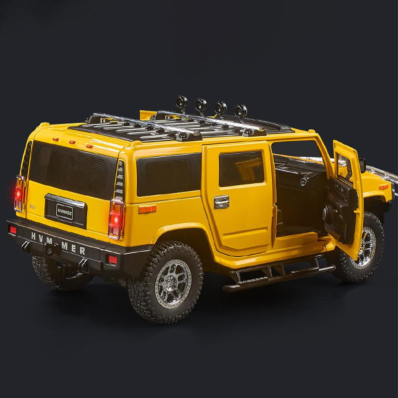 Offroad-Auto Diecast Metallmodell, 1:18, mit Licht und Sound, ab 14 Jahre - Bild 2