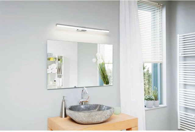Eglo Vadumi LED Spiegelleuchte in Weiß-Chrom mit 15 W und 4000K für Badezimmer und Wohnraum - Bild 1